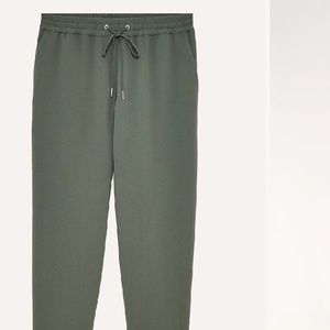 Green Aritzia Buffon pants medium